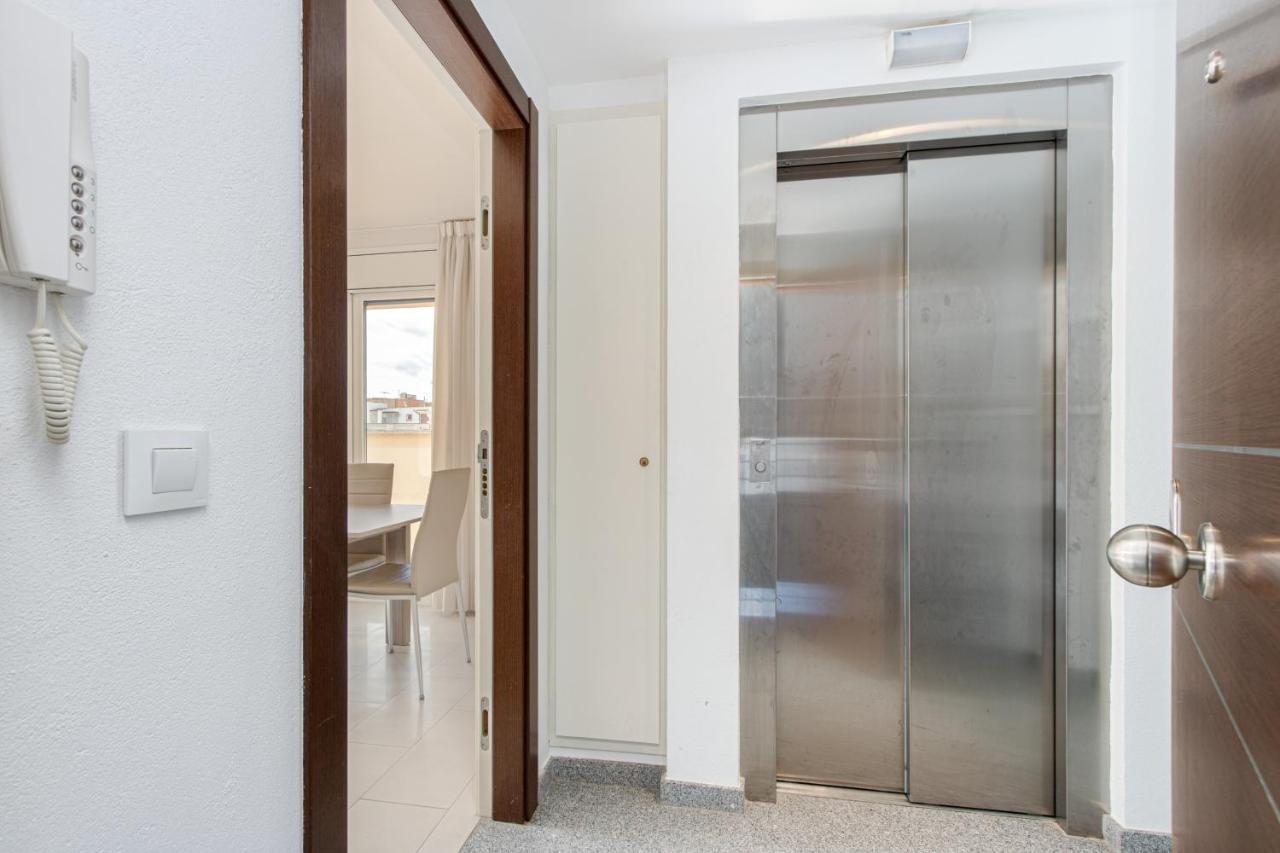 Apart-Rent Apartment Francesc Macia Penthouse 2000 روساس المظهر الخارجي الصورة